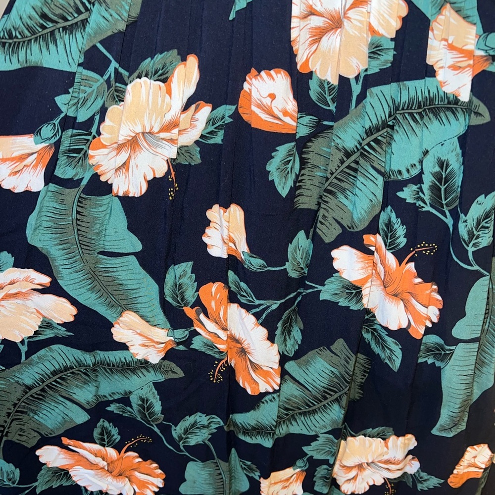Lulu's Navy Floral Halter Maxi Dress with Green Leaves and Peach Blooms - Picture 9 of 9